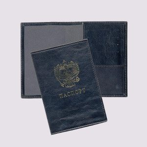 Обложка для паспорта из кожи в черном цвете с гербом
